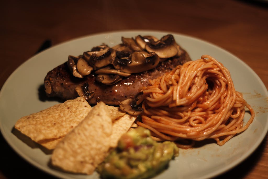 Steak With Mushroom And Spaghetti
